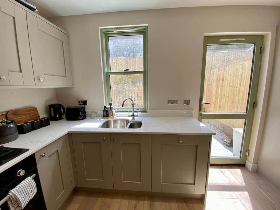 Luxurious Beach House Chesil Beach. Sleeps 6 Castletown  Exterior photo